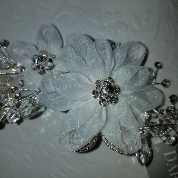 Floral Bridal Hair clip - Picture 3 of 6